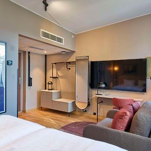 Family Three Room